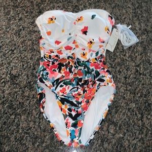 NEW w/tags Anne Cole Flower Twist 1 Piece Bathing Suit 🩱